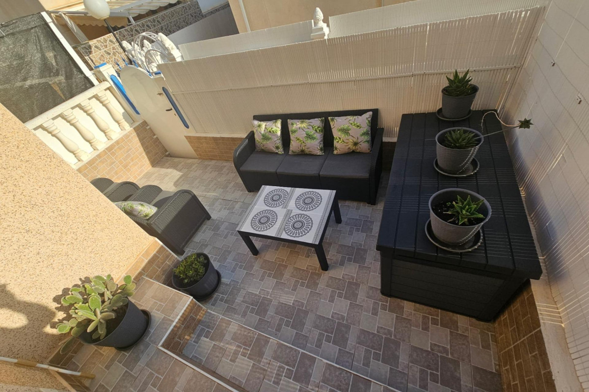 Resale - Apartment  - Torrevieja - Lago jardin