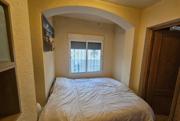 Resale - Apartment  - Torrevieja - Lago jardin