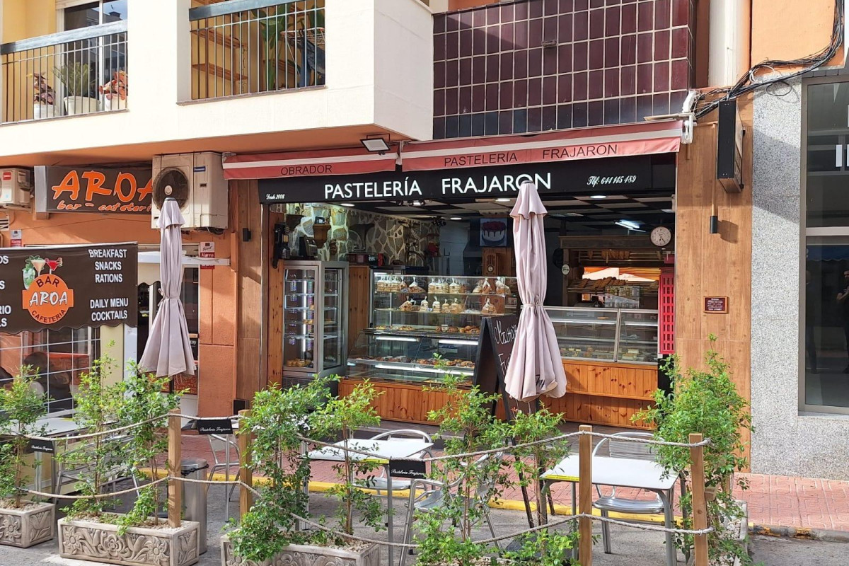 Resale - Commercial Unit - Torrevieja - Centro