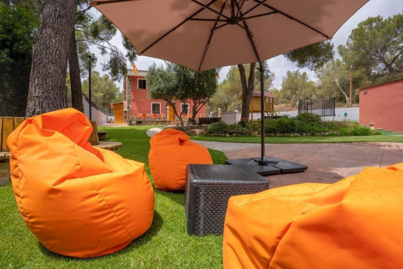 Resale - Villa - Naquera - Casco Urbano