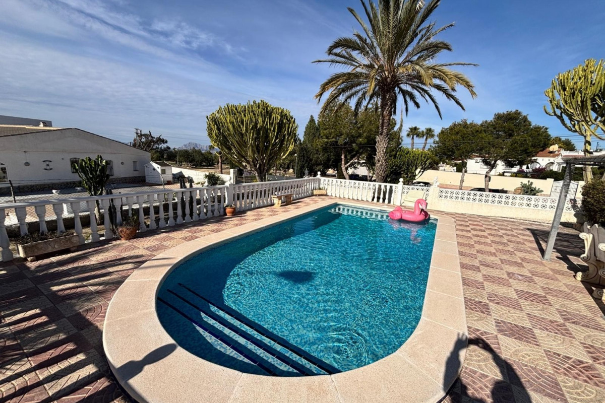 Resale - Villa / Detached - Ciudad Quesada - CENTRO