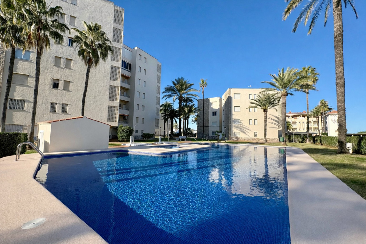 Resale - Apartment / flat - Denia - Les Marines - Las Marinas
