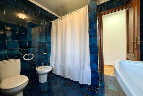 Resale - Apartment / flat - Denia - Les Marines - Las Marinas