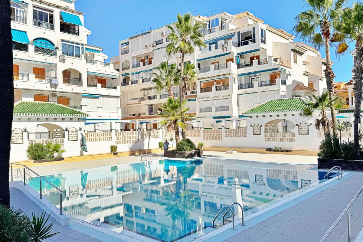Herverkoop - Appartement  - La Mata - La Mata - Town