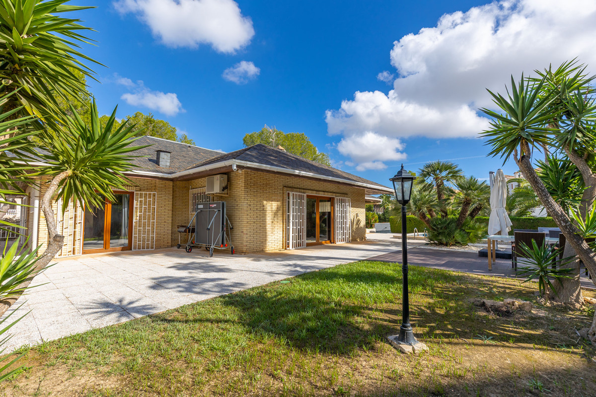 Revente - Detached Villa - Orihuela Costa - Las Filipinas