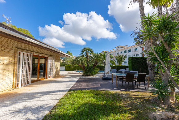 Revente - Detached Villa - Orihuela Costa - Las Filipinas