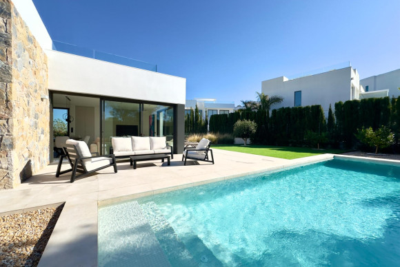 Resale - Villa - Orihuela - Las Colinas Golf