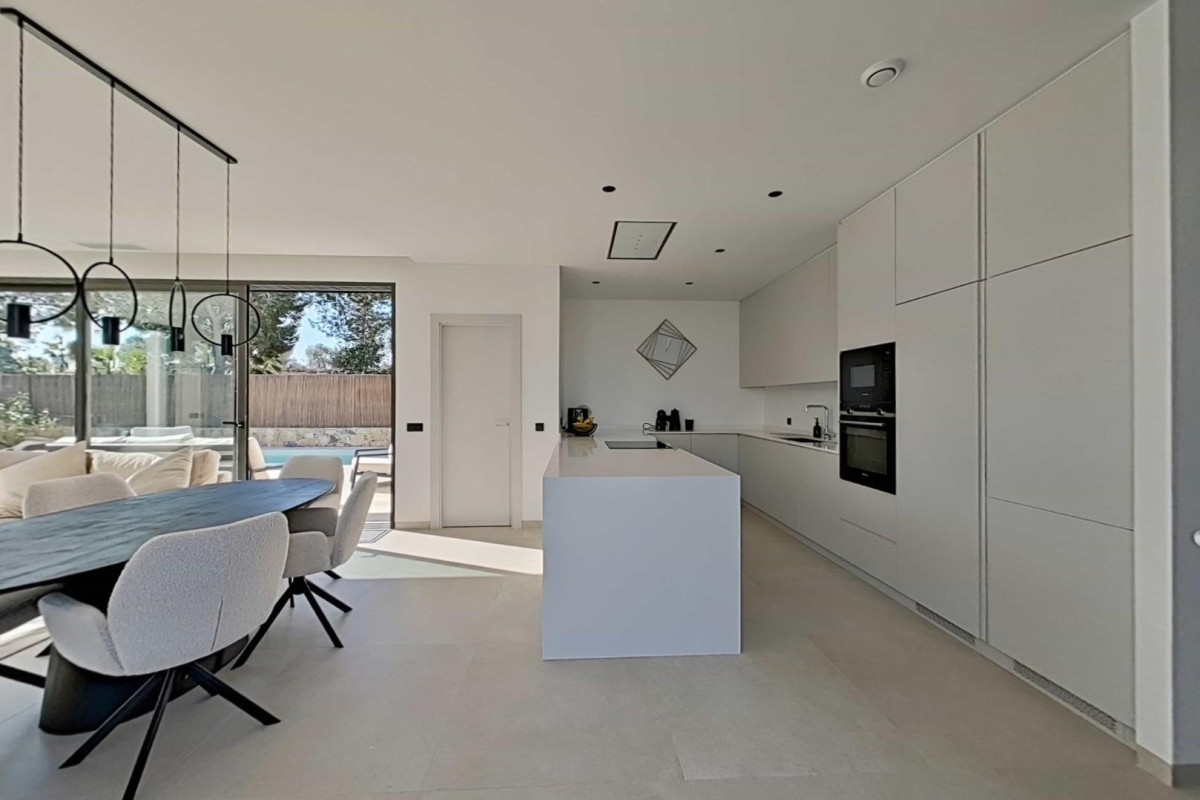 Resale - Villa - Orihuela - Las Colinas Golf