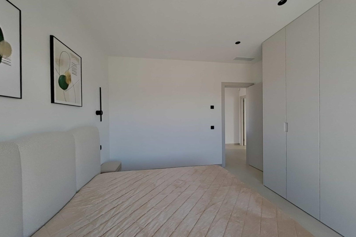 Resale - Villa - Orihuela - Las Colinas Golf