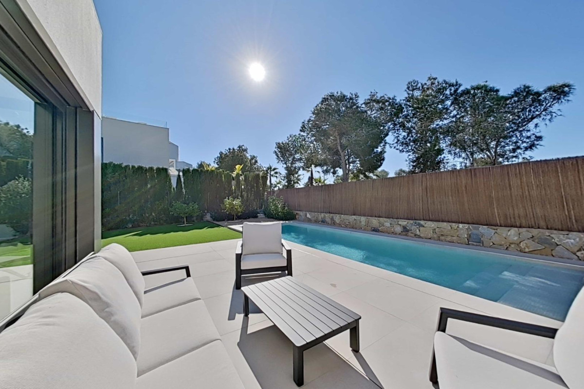 Resale - Villa - Orihuela - Las Colinas Golf