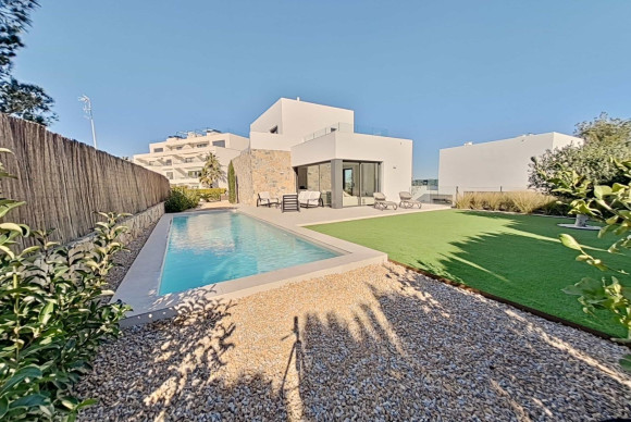 Resale - Villa - Orihuela - Las Colinas Golf