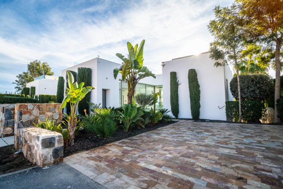 Herverkoop - Villa - Orihuela Costa