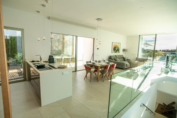 Herverkoop - Villa - Orihuela Costa