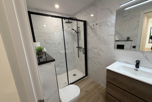 Reventa - Apartamento / piso - Torrevieja - Playa del Acequión