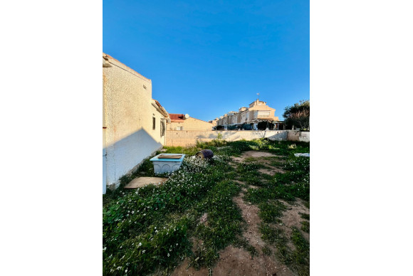 Herverkoop - Villa - Torrevieja - Aguas Nuevas