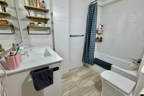 Herverkoop - Appartement  - Almoradí