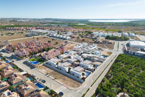 Obra nueva - Villas - Dolores - 03150