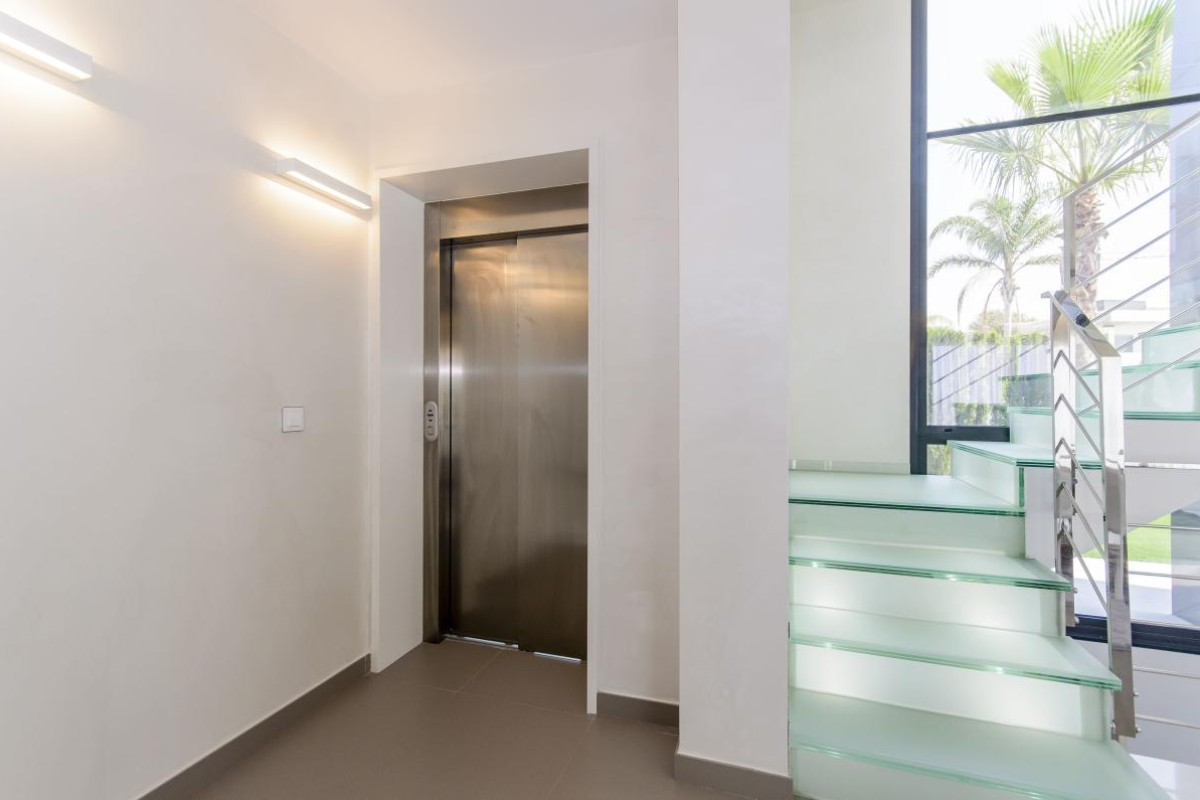 Obra nueva - Villas - Orihuela - 03189