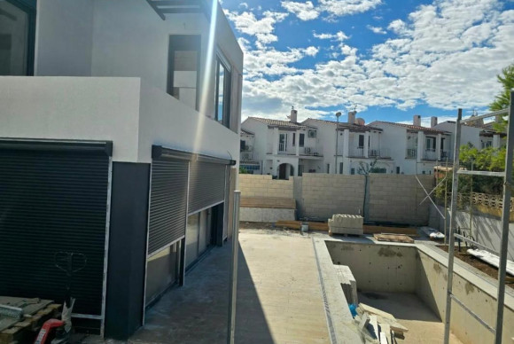 Nouvelle construction - Villas - La Nucia - Calle Capellá, 21