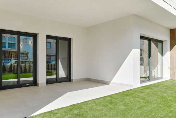 Nieuwbouw - Bungalows - Torrevieja - 03185, Calle Ramón Rubial, 30