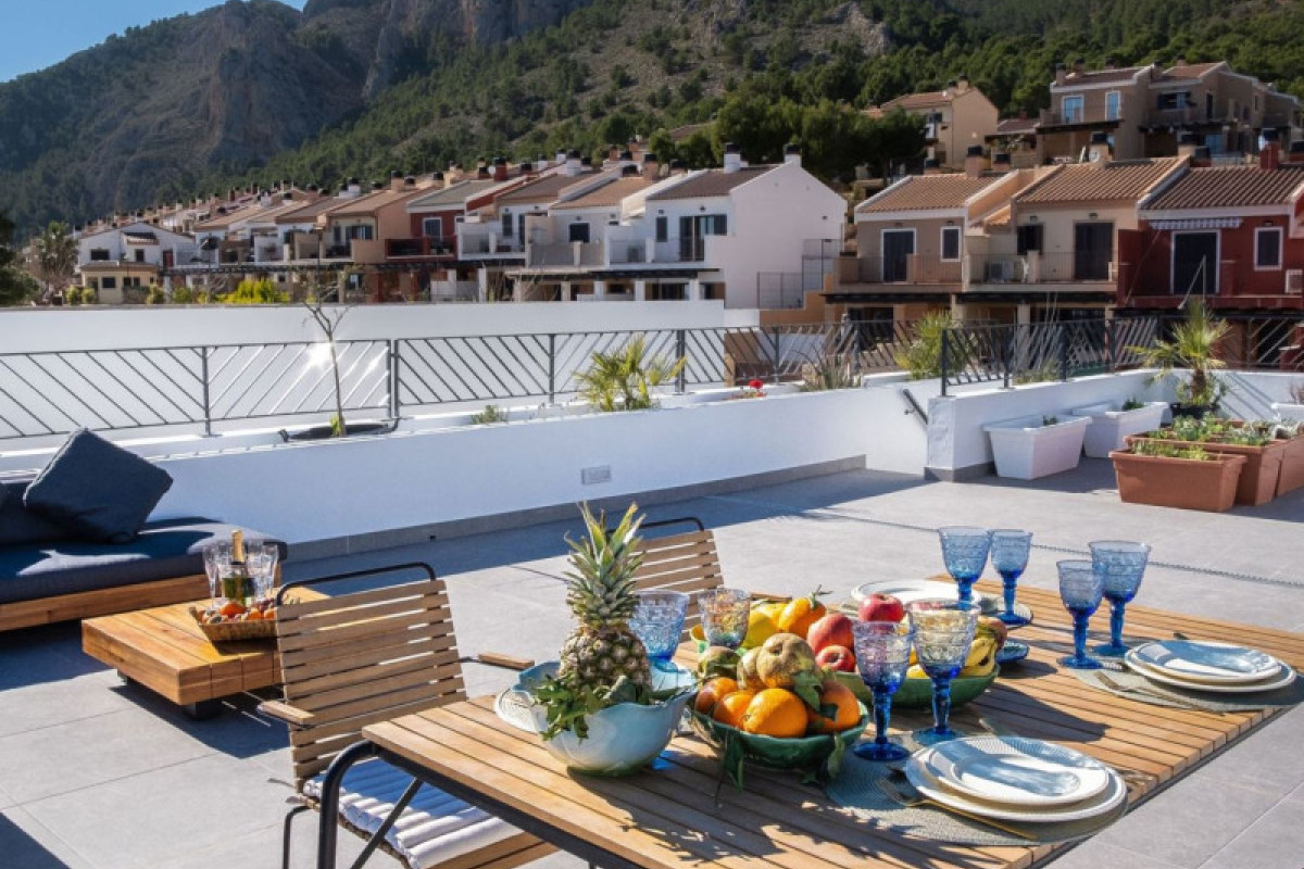 Obra nueva - Villas - Polop - Calle Mariola, 18