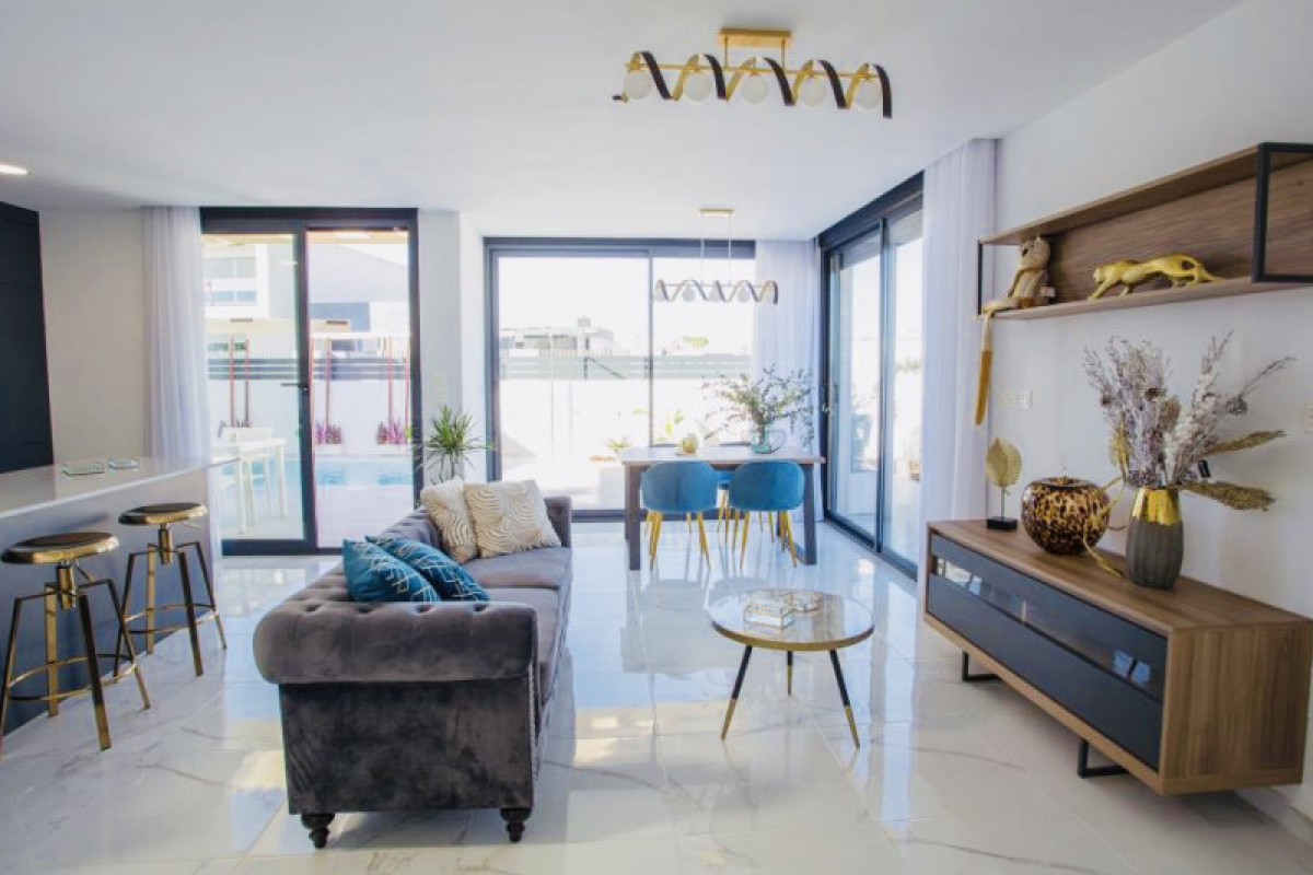 Obra nueva - Chalet Independiente - Los Montesinos - 03187