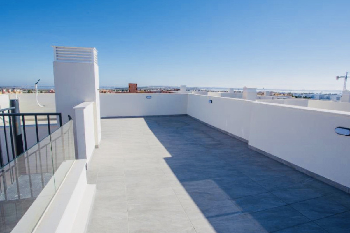 Obra nueva - Chalet Independiente - Los Montesinos - 03187