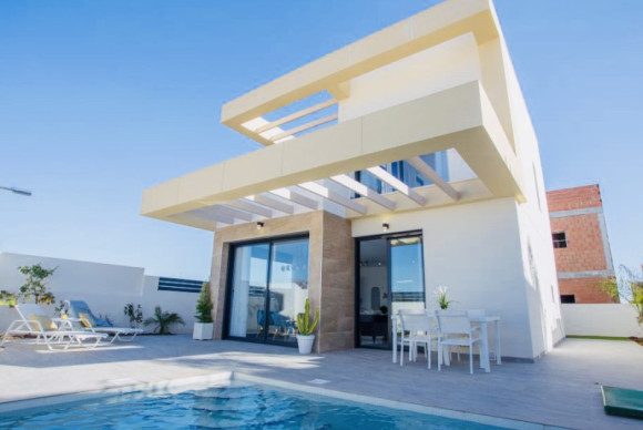 Obra nueva - Chalet Independiente - Los Montesinos - 03187