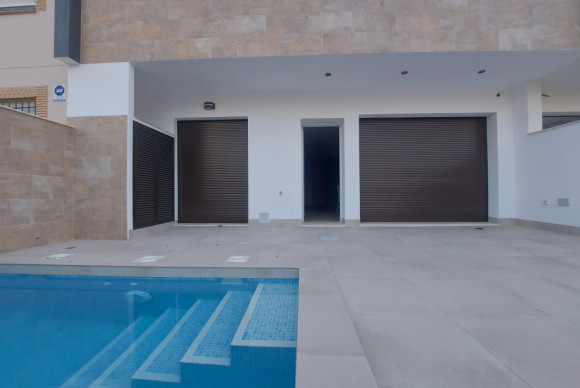 Nieuwbouw - Adosados - San Pedro del Pinatar - 30740