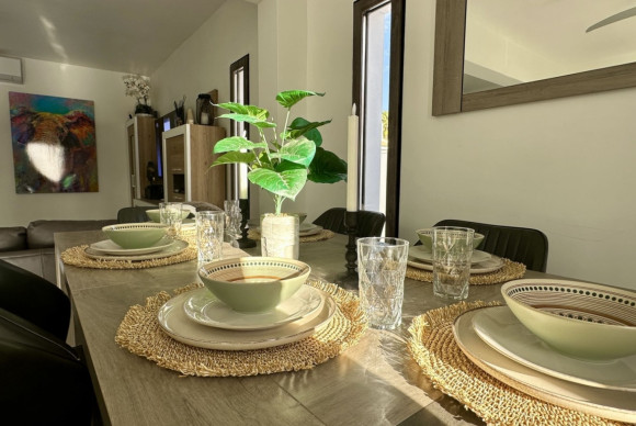 Herverkoop - Vrijstaande Villa - Rojales - Ciudad Quesada