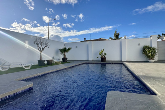 Herverkoop - Vrijstaande Villa - Rojales - Ciudad Quesada