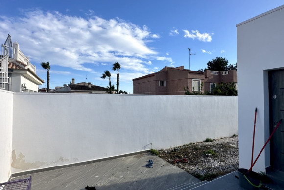 Herverkoop - Vrijstaande Villa - Rojales - Ciudad Quesada