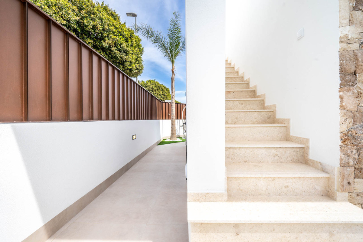 Nouvelle construction - Villa for sale - Roldan