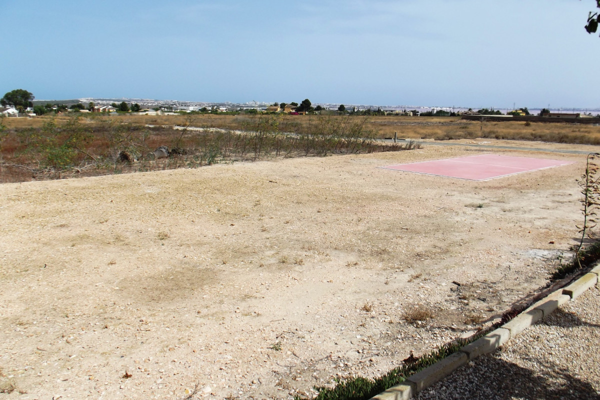 Herverkoop - Villa Te Koop - Los Montesinos - La Herrada