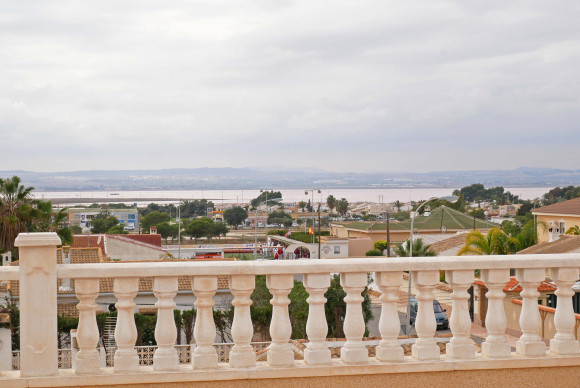 Herverkoop - Villa Te Koop - Torrevieja - El Chaparral