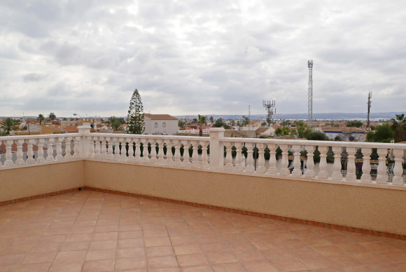 Herverkoop - Villa Te Koop - Torrevieja - El Chaparral