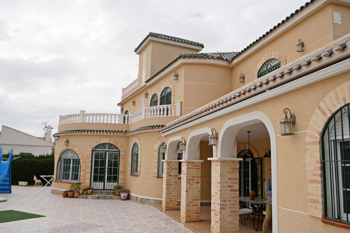 Herverkoop - Villa Te Koop - Torrevieja - El Chaparral