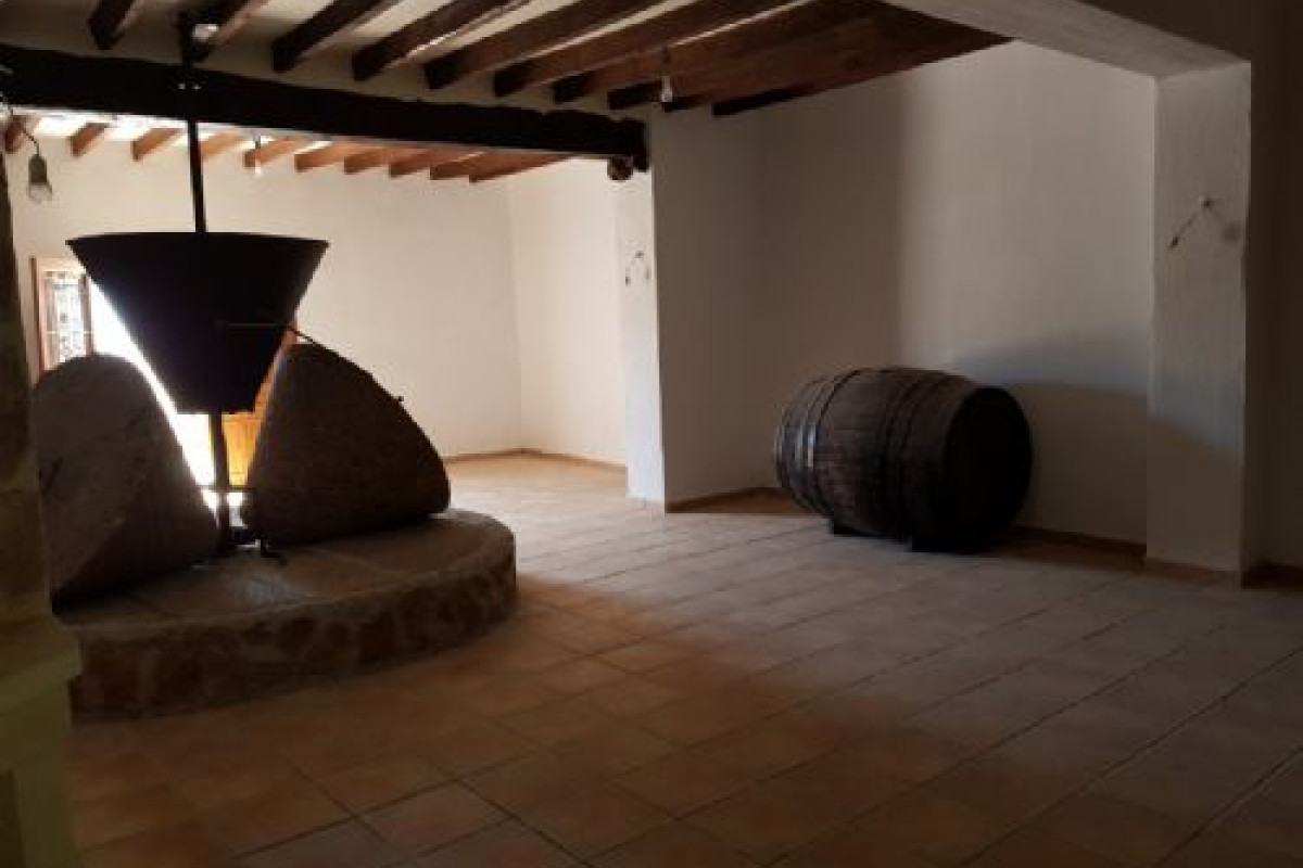 Herverkoop - Landelijke woning - ABANILLA