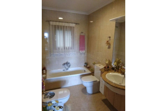 Herverkoop - Landelijke woning - Elche