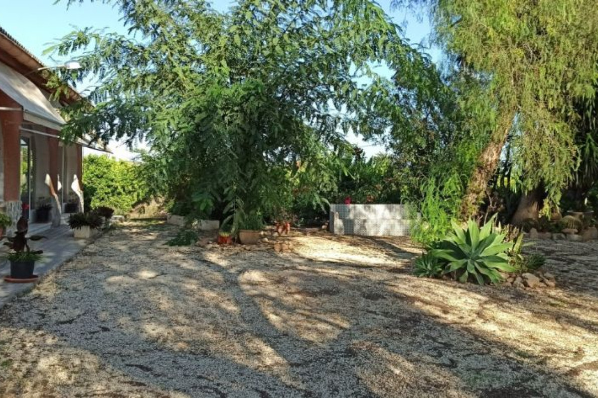 Resale - Country House - Elche