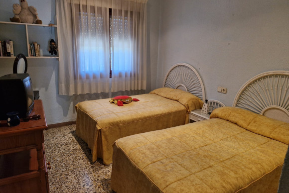 Resale - Country House - Elche