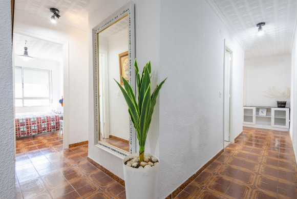 Herverkoop - Appartement  - Torrevieja - Playa del Acequión