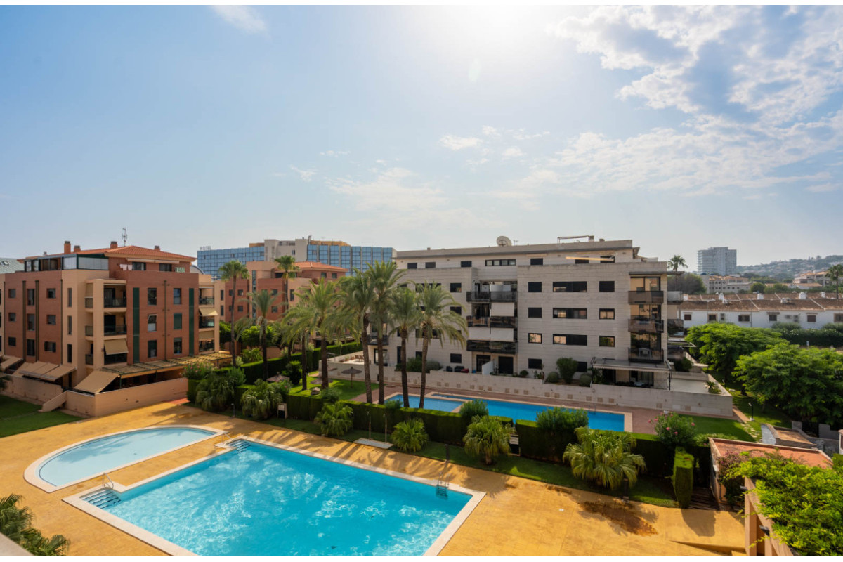 Herverkoop - Apartment / flat - Denia - Port