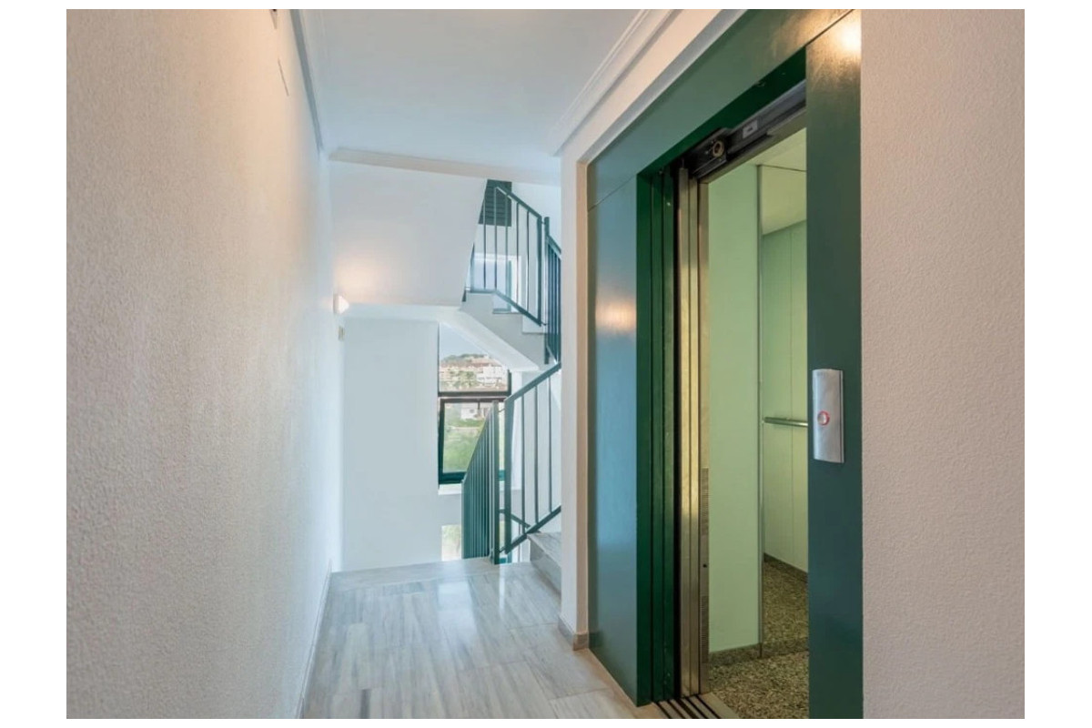 Herverkoop - Apartment / flat - Denia - Port