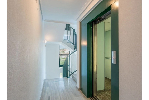 Herverkoop - Apartment / flat - Denia - Port