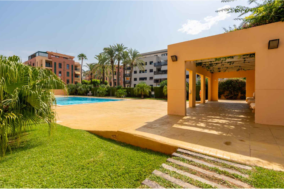 Herverkoop - Apartment / flat - Denia - Port