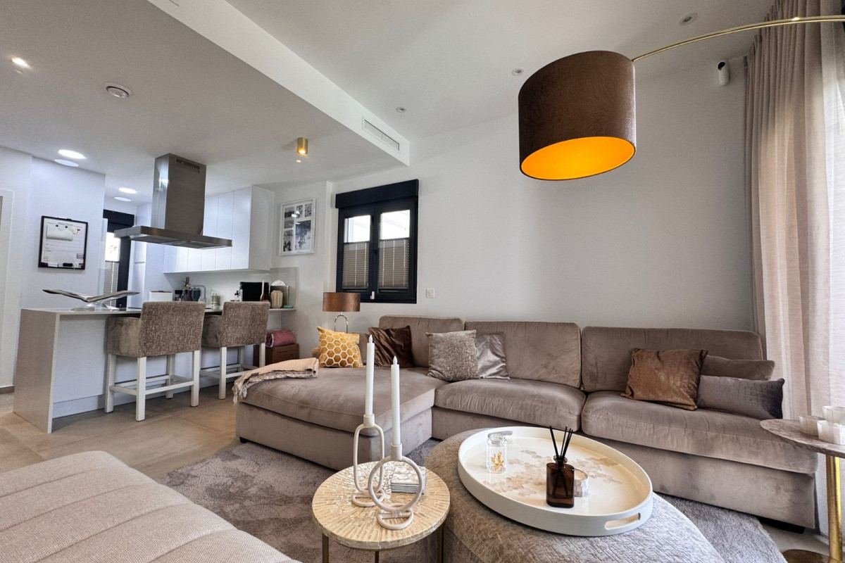 Revente - Maison de ville - Polop