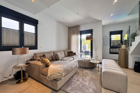 Revente - Maison de ville - Polop