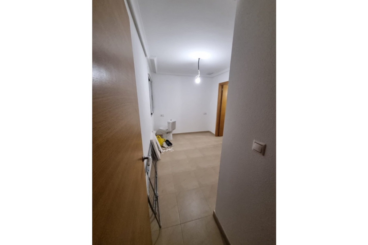 Reventa - Apartamento / piso - Torrevieja