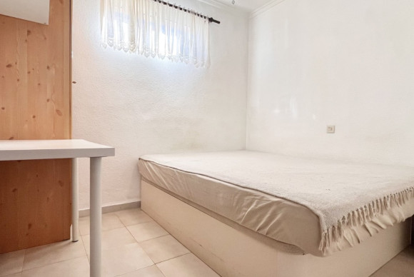 Reventa - Adosado - Torrevieja - La Siesta - El Salado -  Torreta